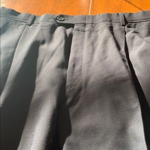 Single pleat dress pants.